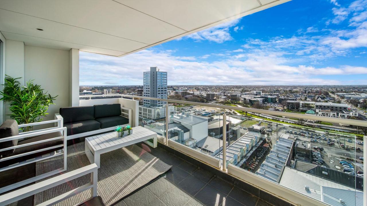 Central City View With Free Valet Parking Christchurch Buitenkant foto